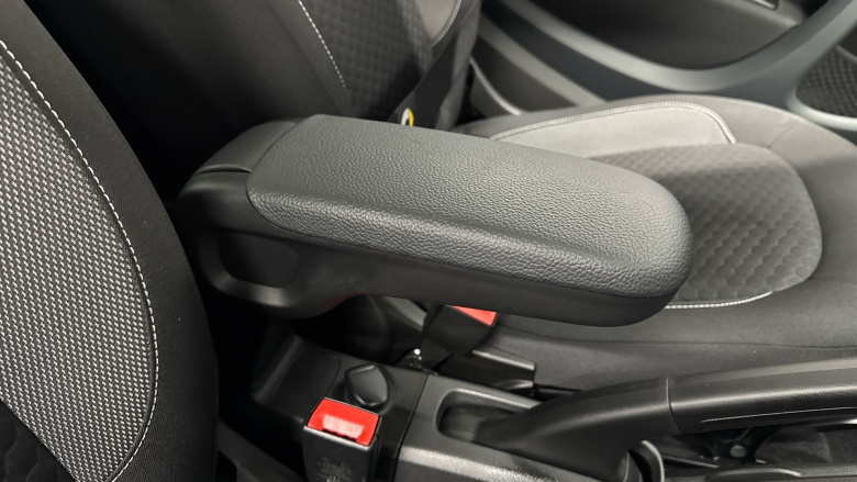 Smart EQ fortwo coupe 60kW EQ Pulse Premium 17kWh 2dr Auto [22kWCh] Electric Coupe